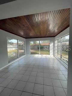 Image 4 of 25 For 3231 Cambridge Drive
