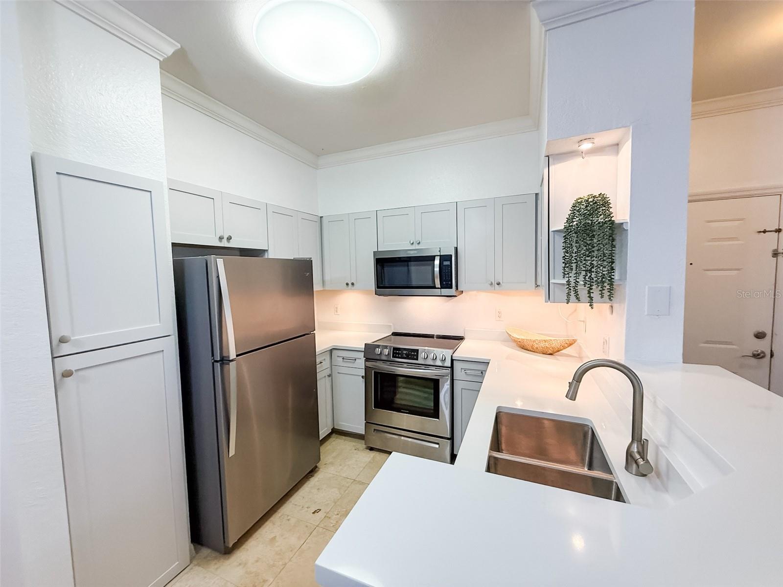 Image 11 of 39 For 23710 Walden Center Drive 104