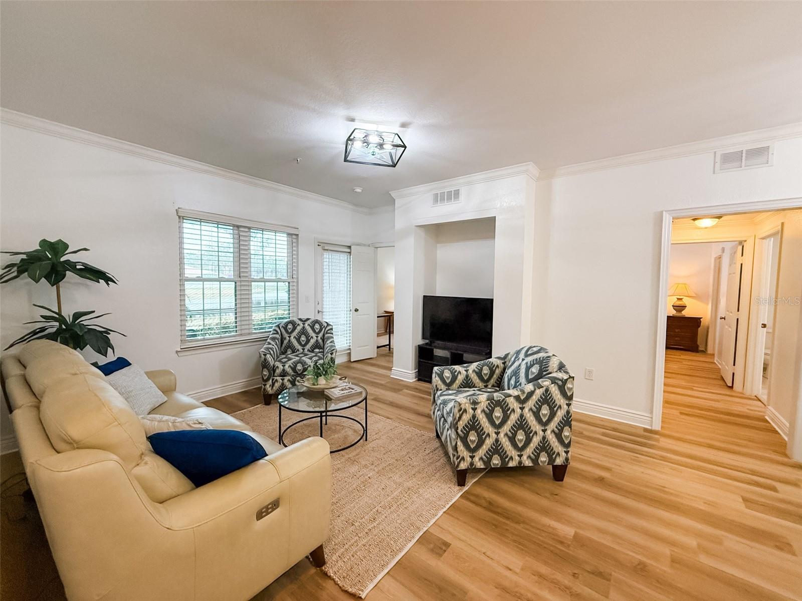 Image 18 of 39 For 23710 Walden Center Drive 104