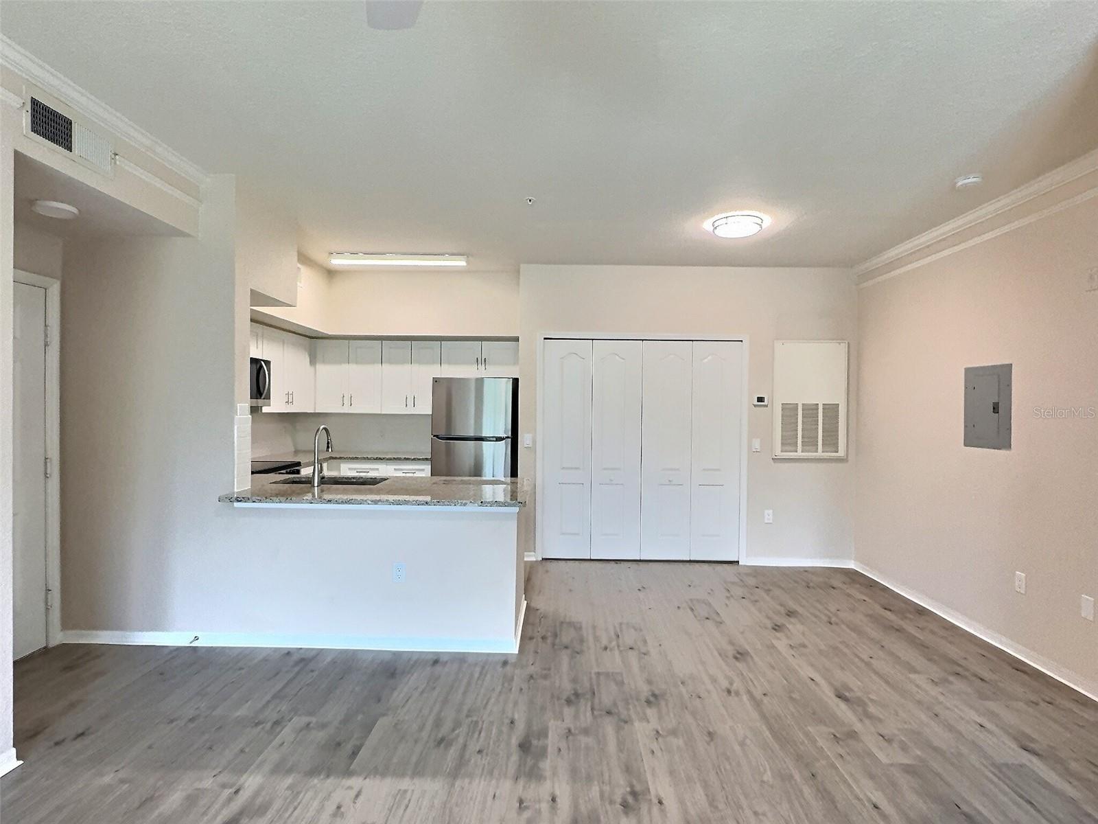 Image 4 of 16 For 4142 Central Sarasota Parkway 1423