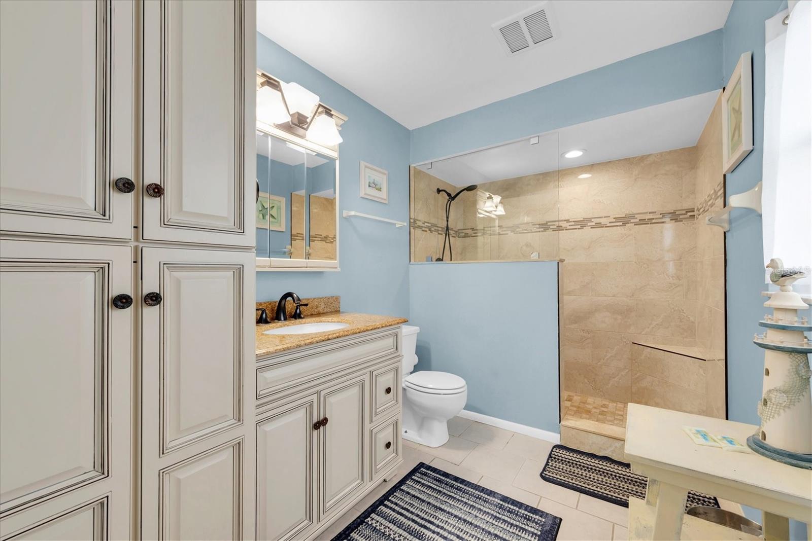Image 15 of 42 For 3703 5th Avenue 3