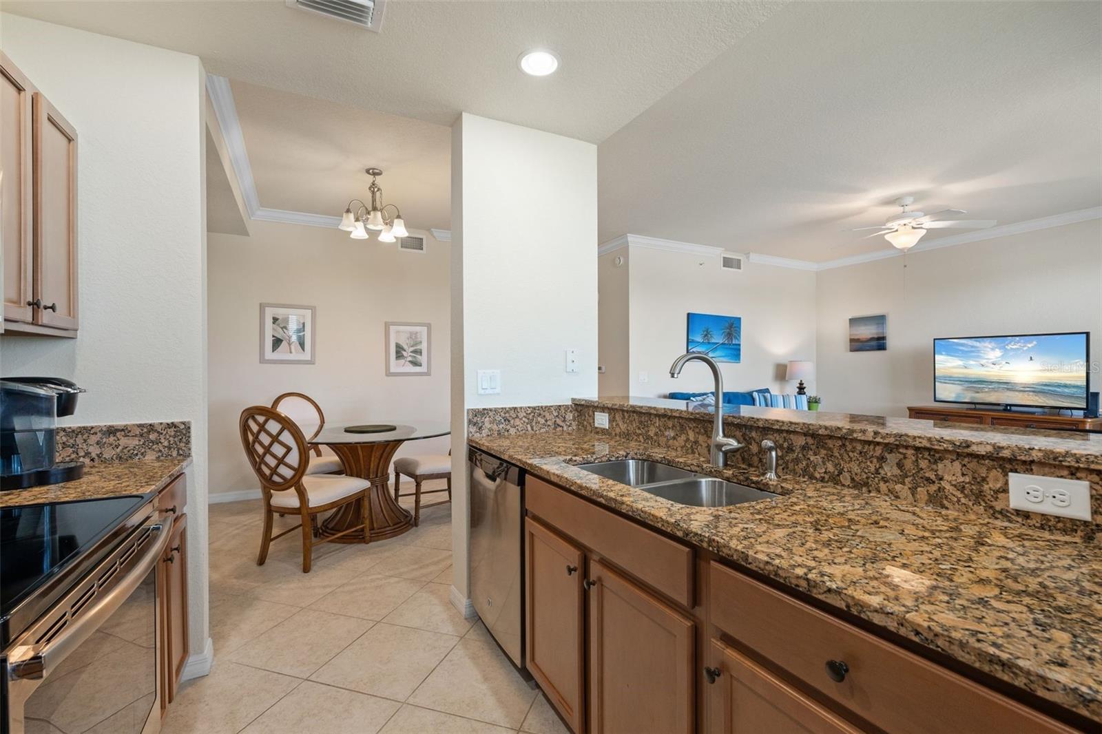 Image 17 of 40 For 7005 River Hammock Drive 203