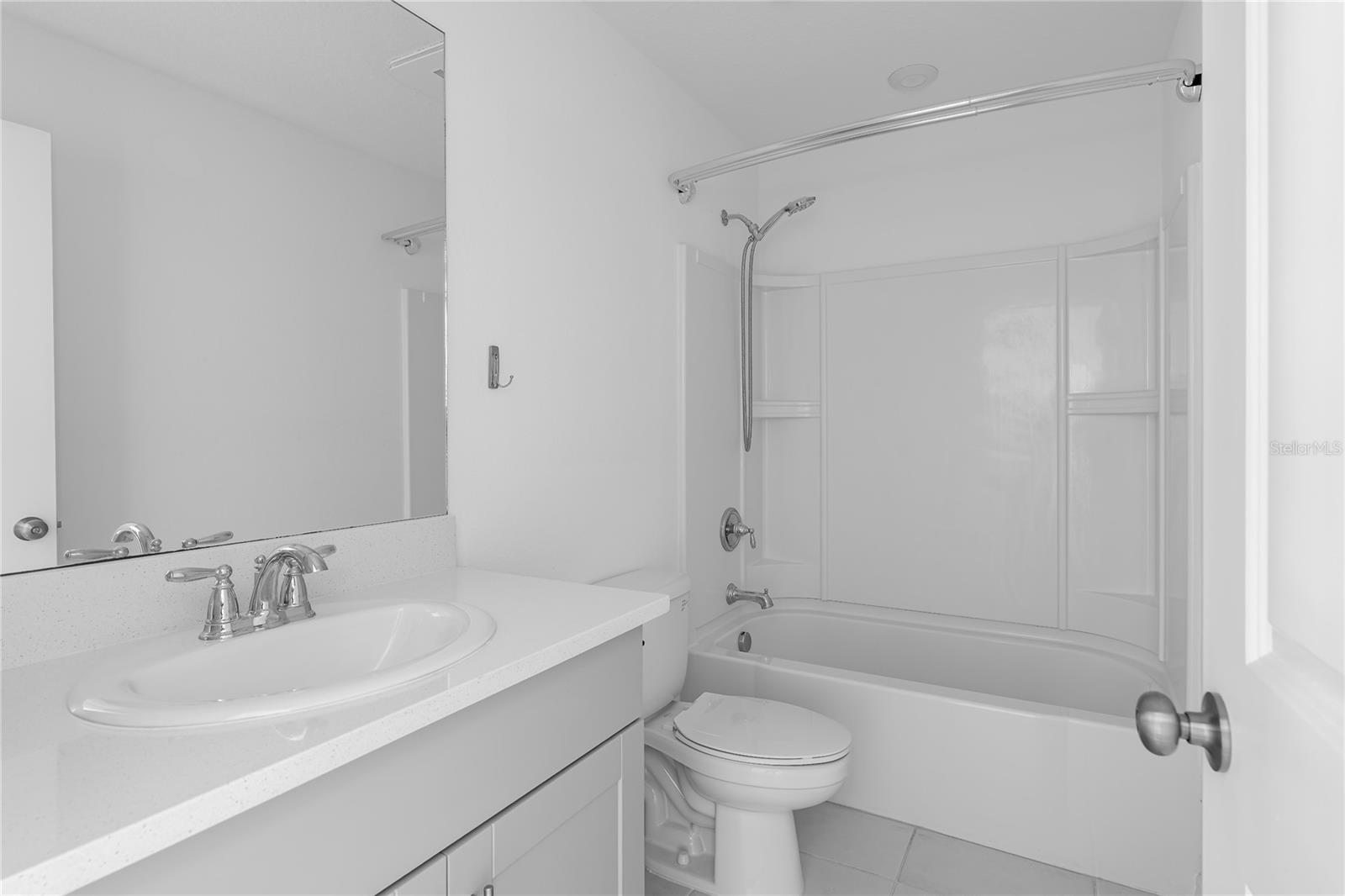 Image 14 of 36 For 6344 Willowside Street