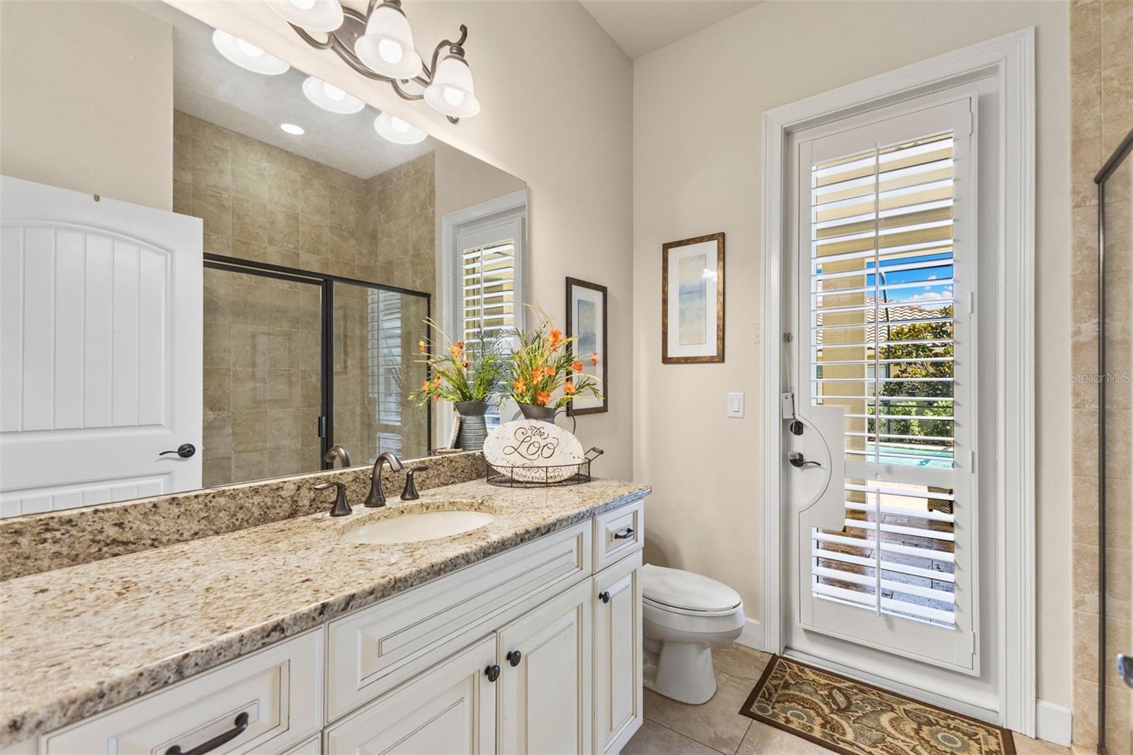 Listing photo id 28 for 2152 Majestic Oaks Boulevard