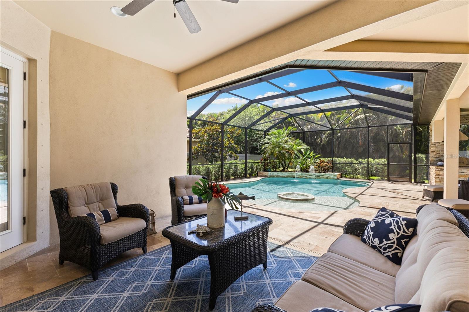 Listing photo id 33 for 2152 Majestic Oaks Boulevard