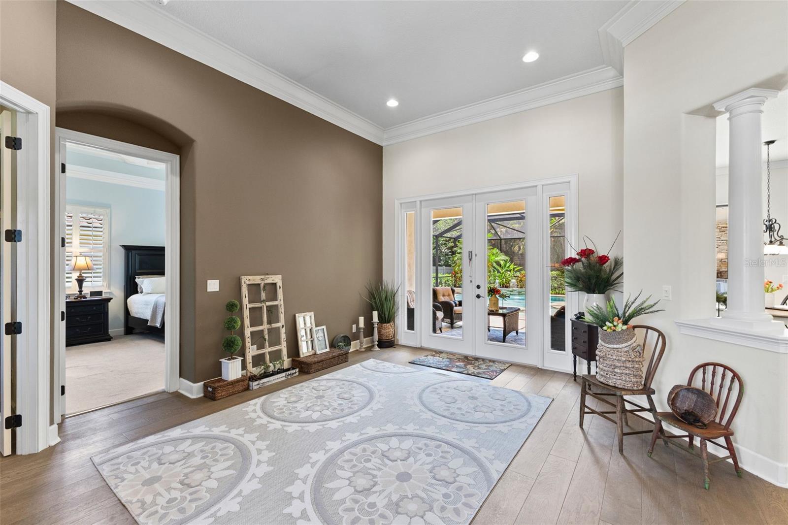 Listing photo id 2 for 2152 Majestic Oaks Boulevard