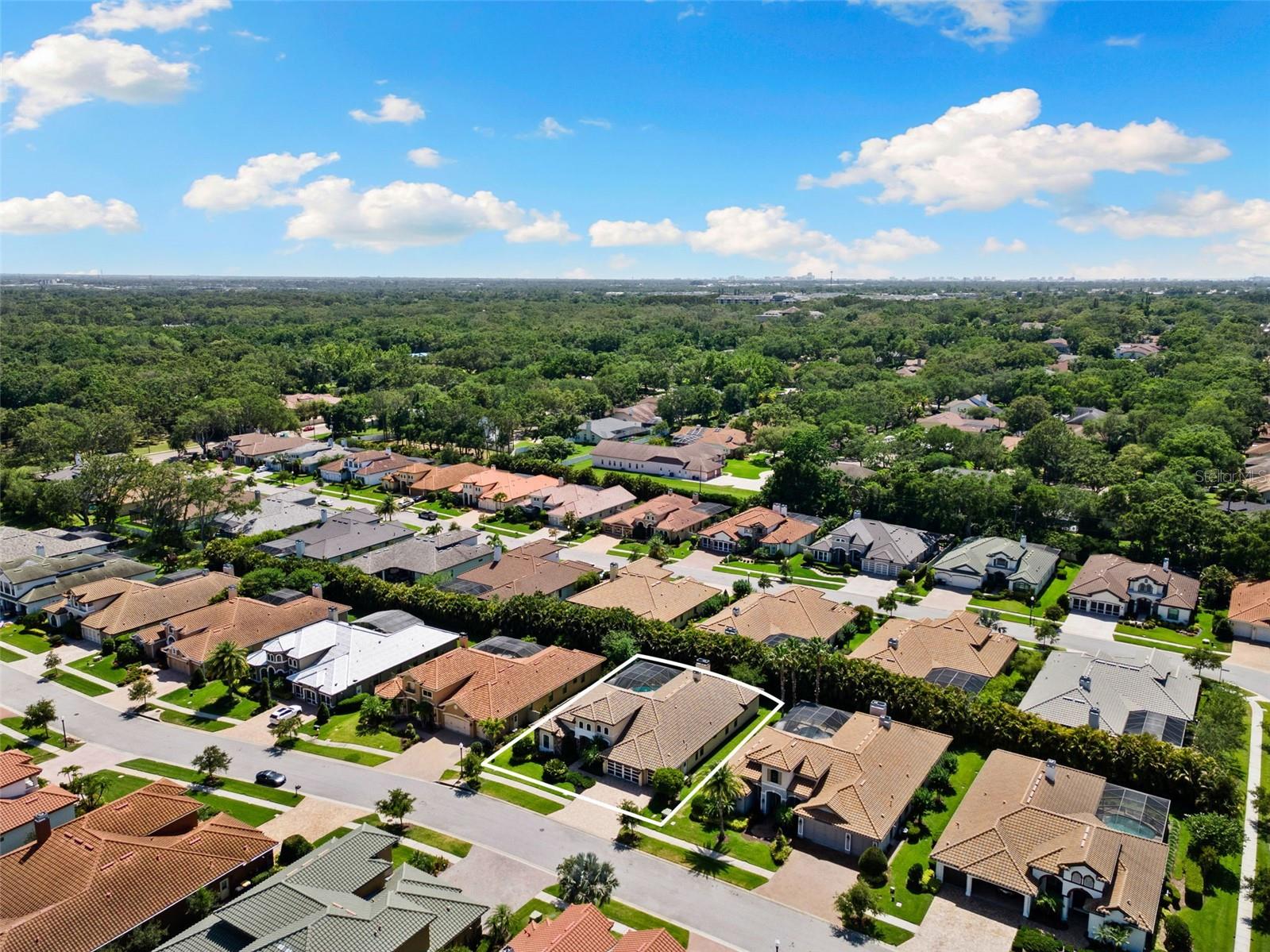 Listing photo id 51 for 2152 Majestic Oaks Boulevard