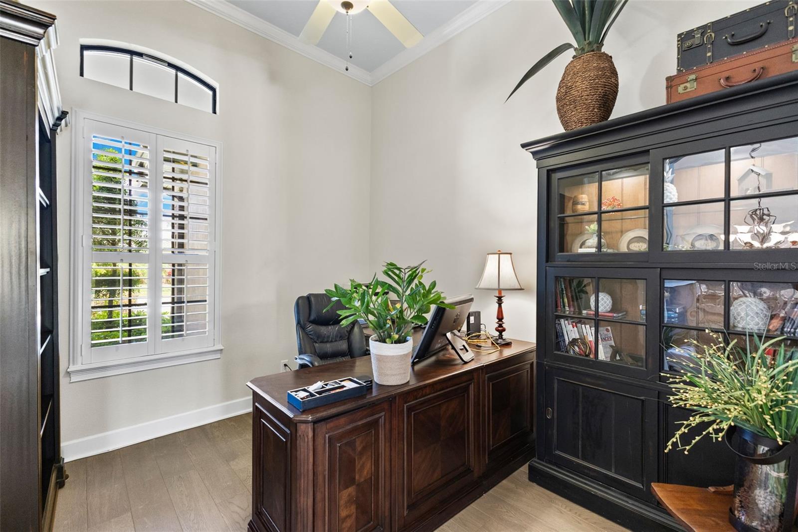 Listing photo id 6 for 2152 Majestic Oaks Boulevard