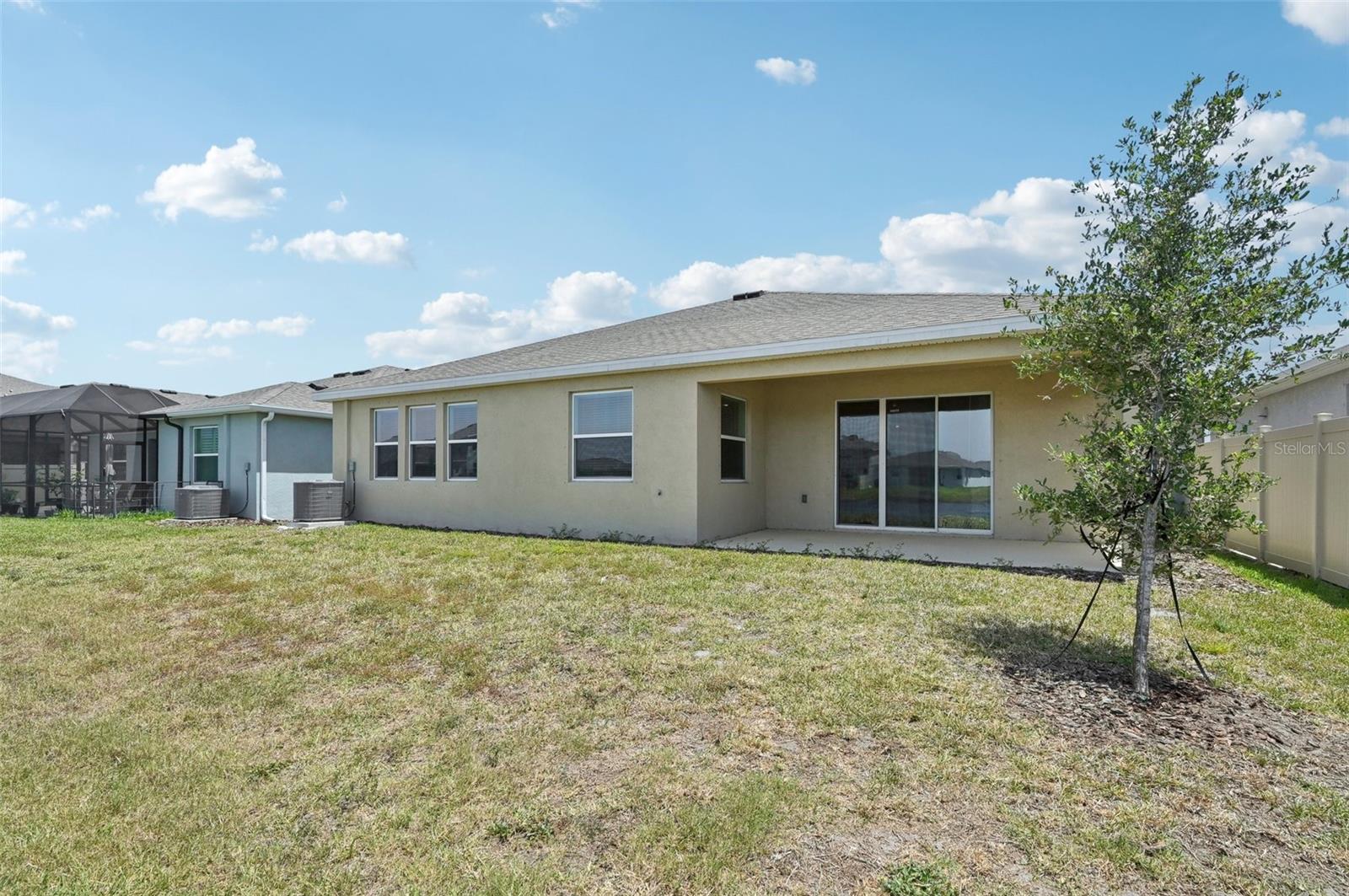 Image 35 of 52 For 17536 Cantarina Cove