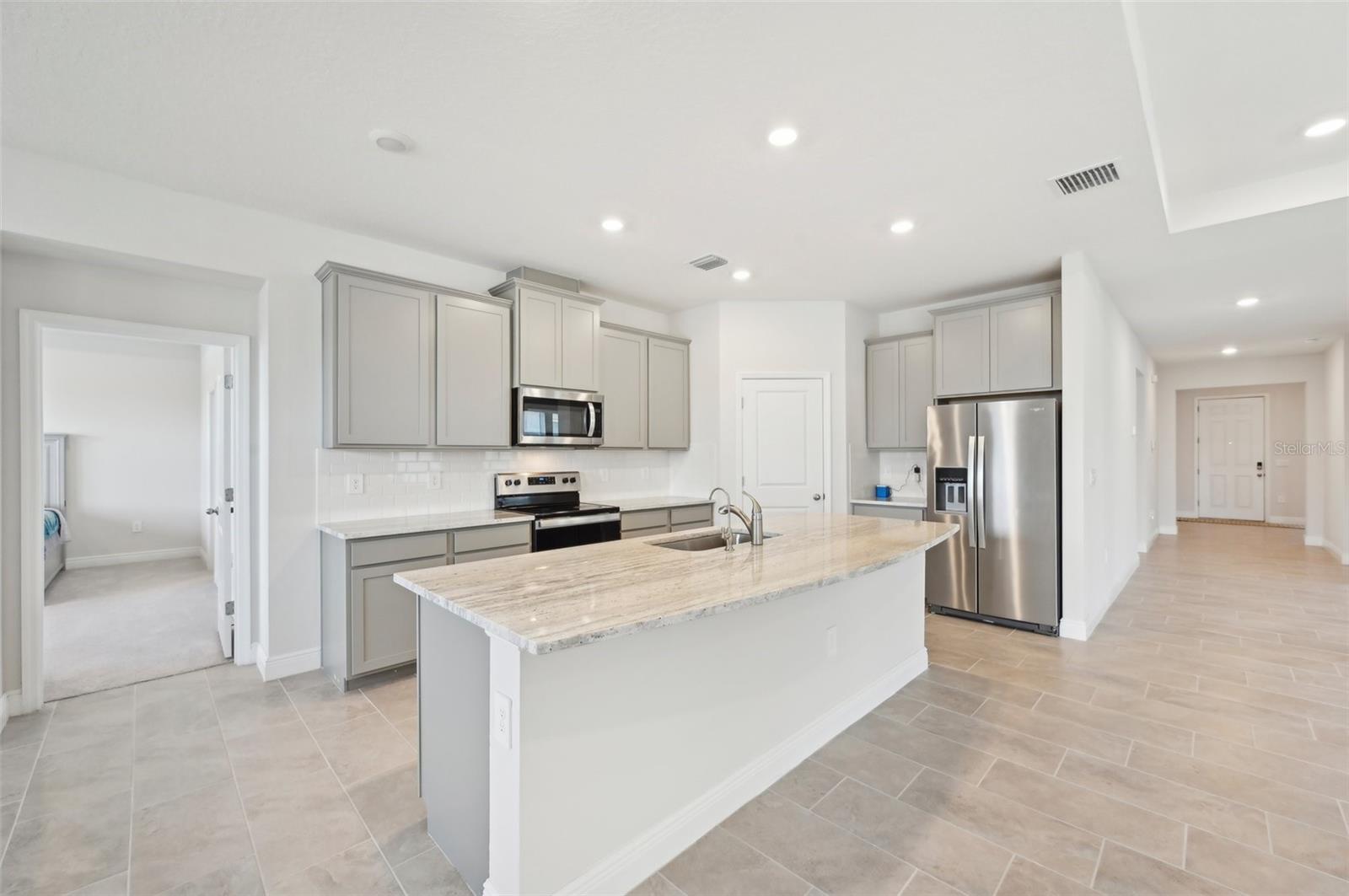 Image 9 of 52 For 17536 Cantarina Cove