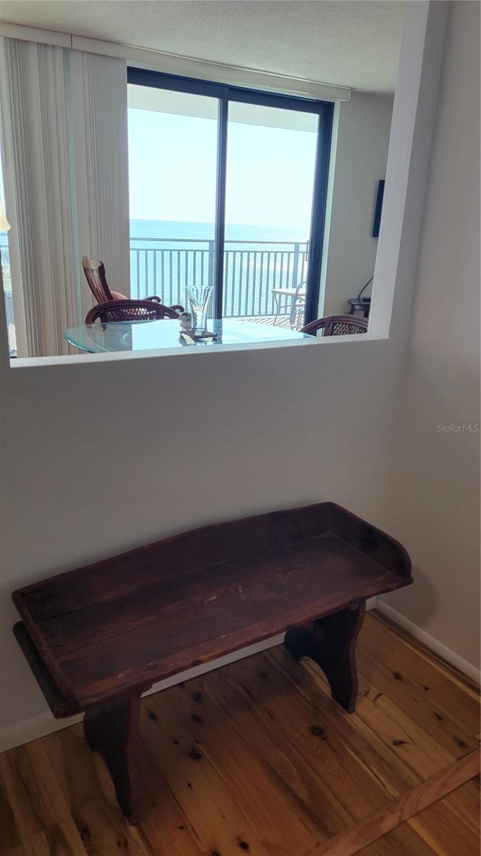 Image 21 of 47 For 4822 Ocean Boulevard 8b