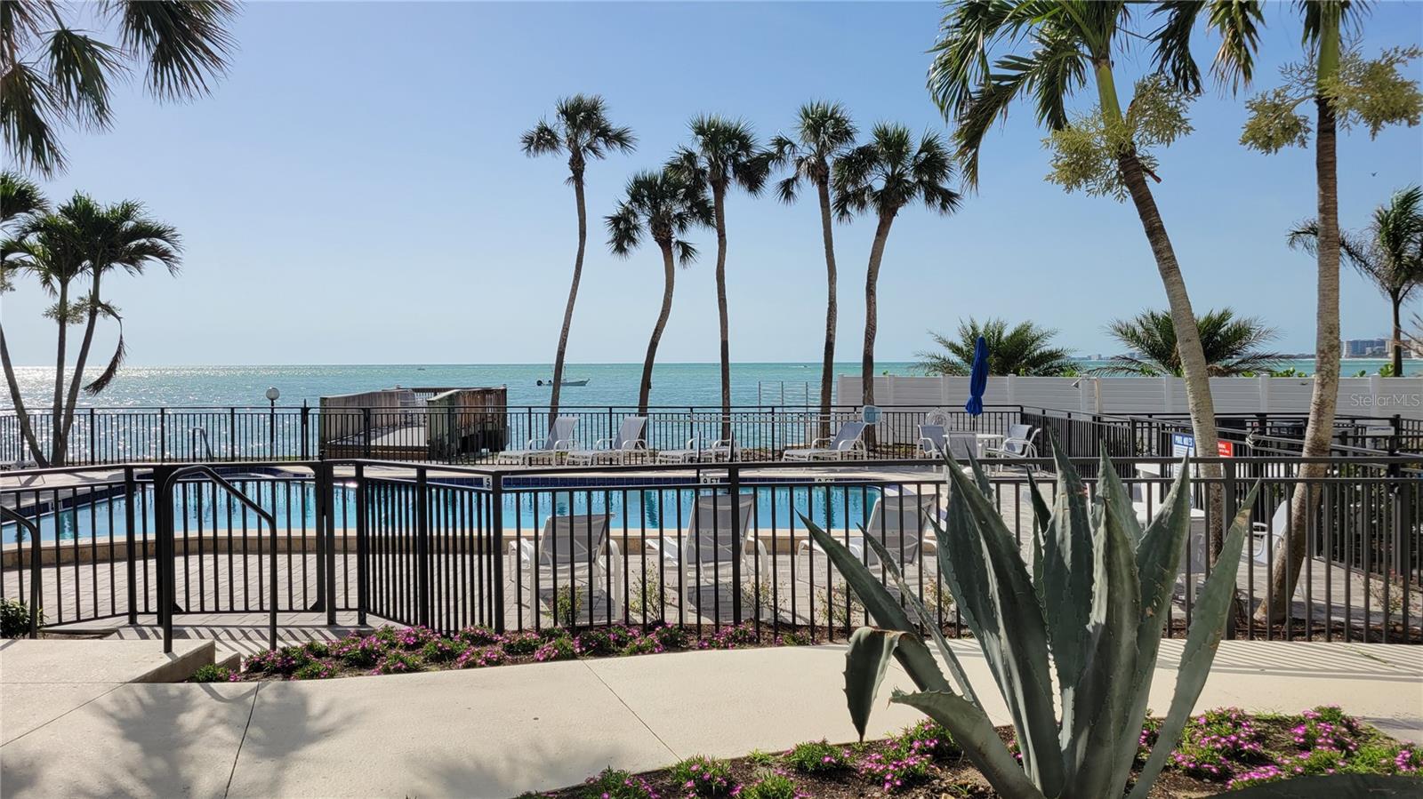 Image 44 of 47 For 4822 Ocean Boulevard 8b