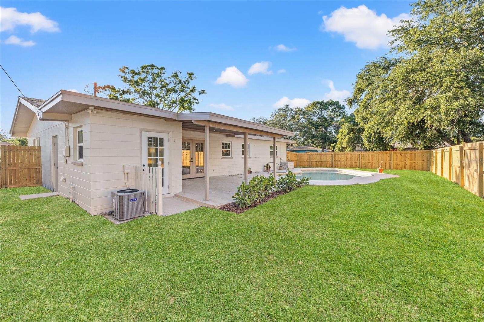Image 30 of 33 For 5900 6th Way S