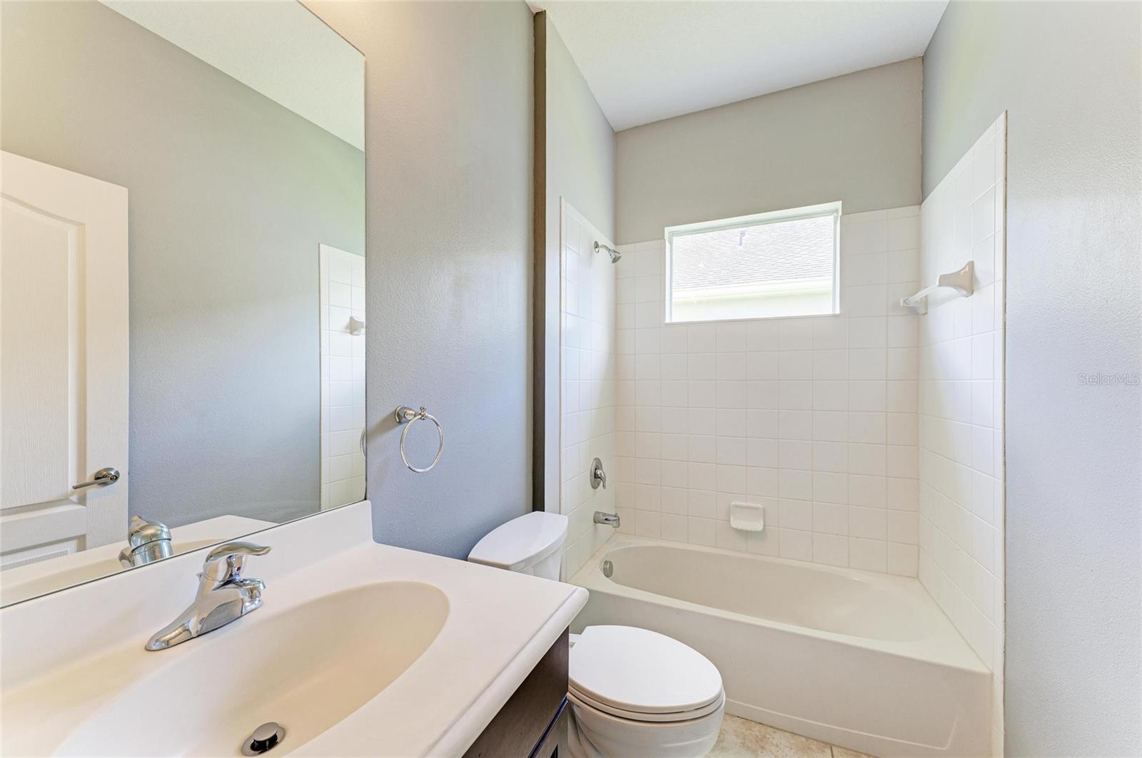 Image 20 of 39 For 11811 Fennemore Way