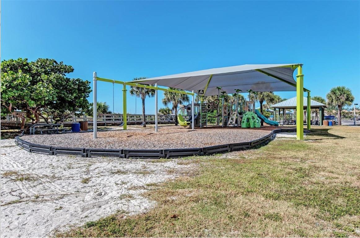 Image 10 of 26 For 17359 Waco Avenue