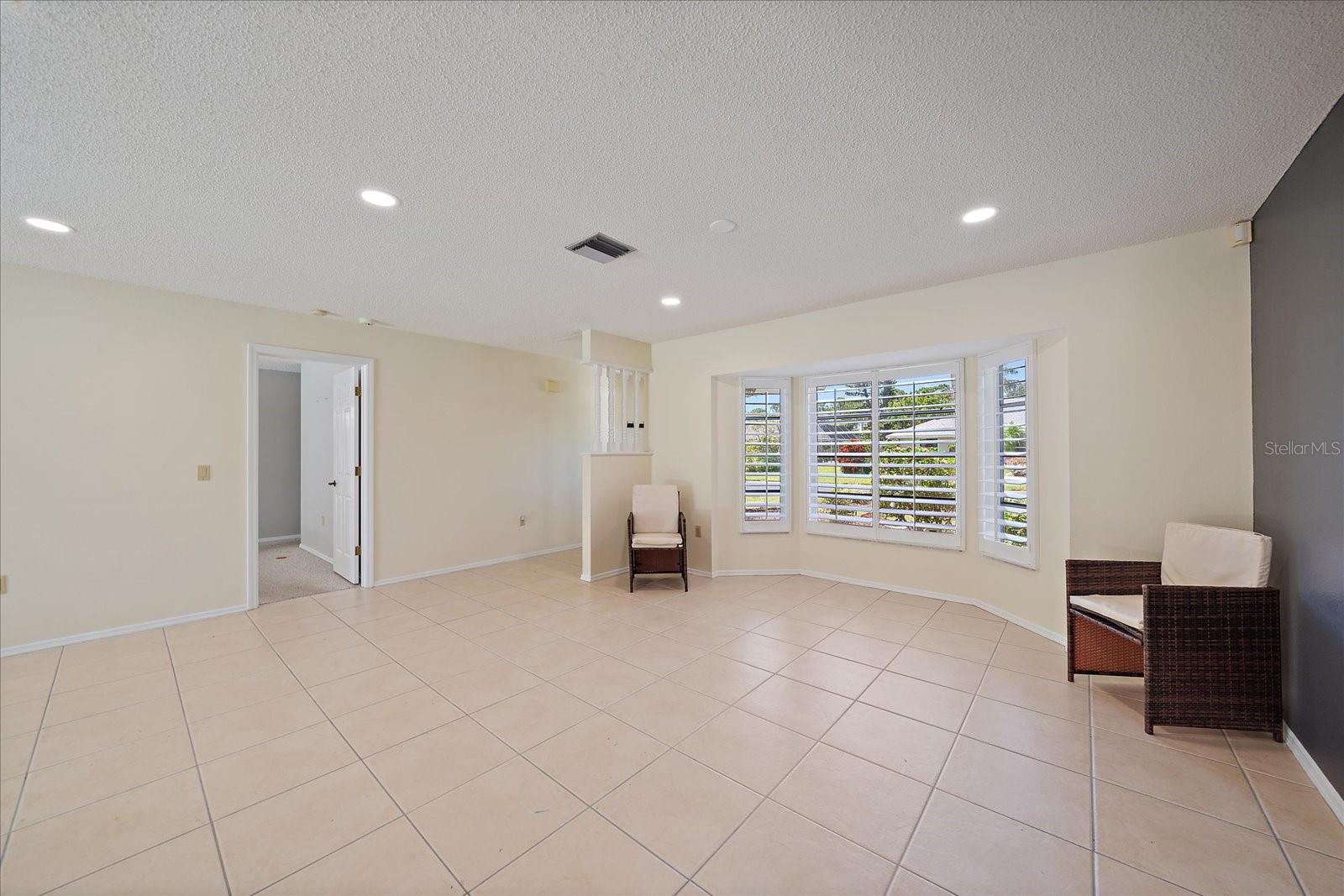 Image 4 of 33 For 3335 Meadow Run Terrace