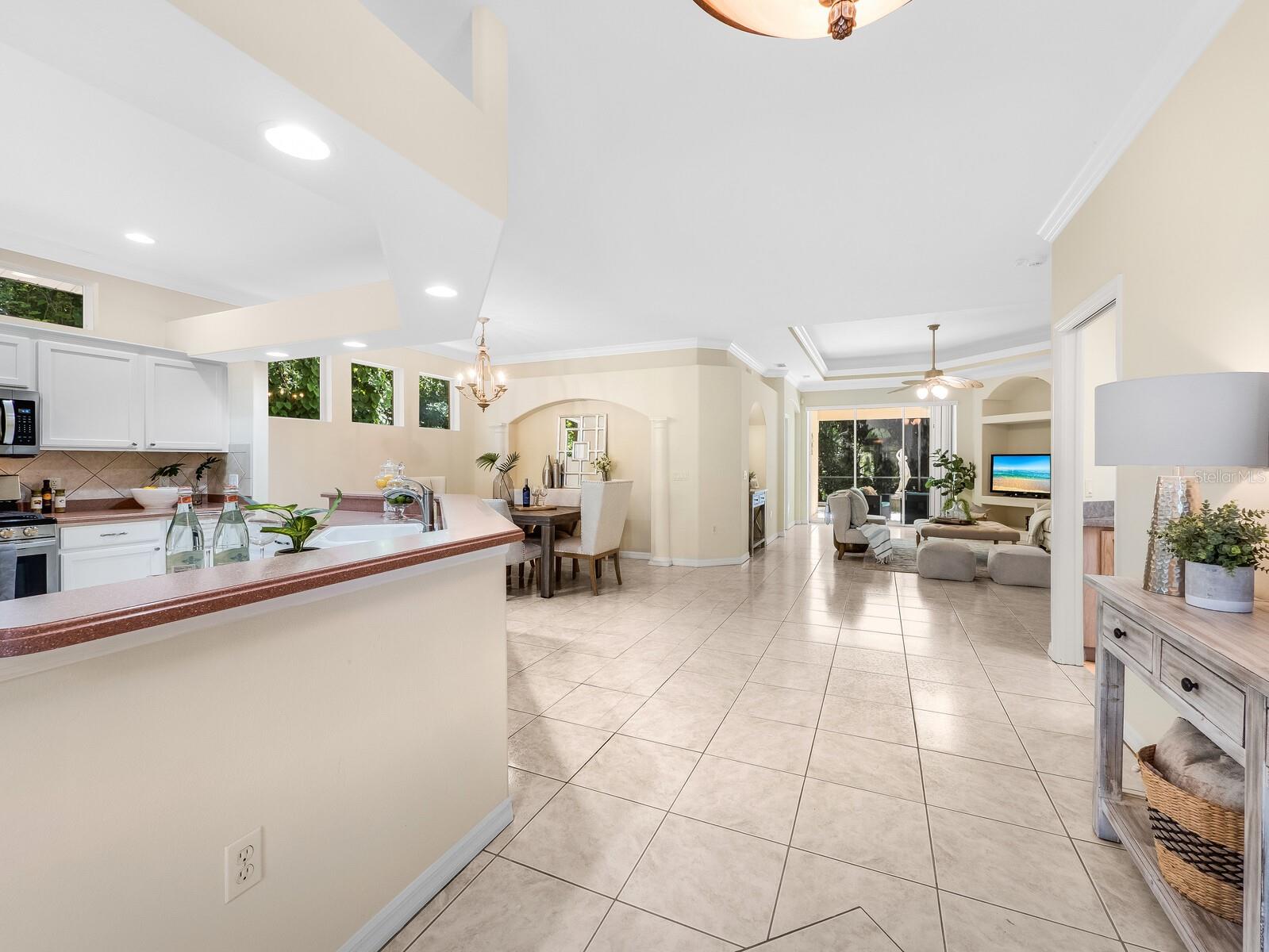 Image 5 of 30 For 8234 46th Court E