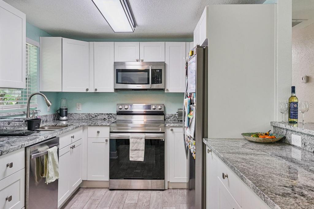 Image 12 of 69 For 4695 86th Avenue N