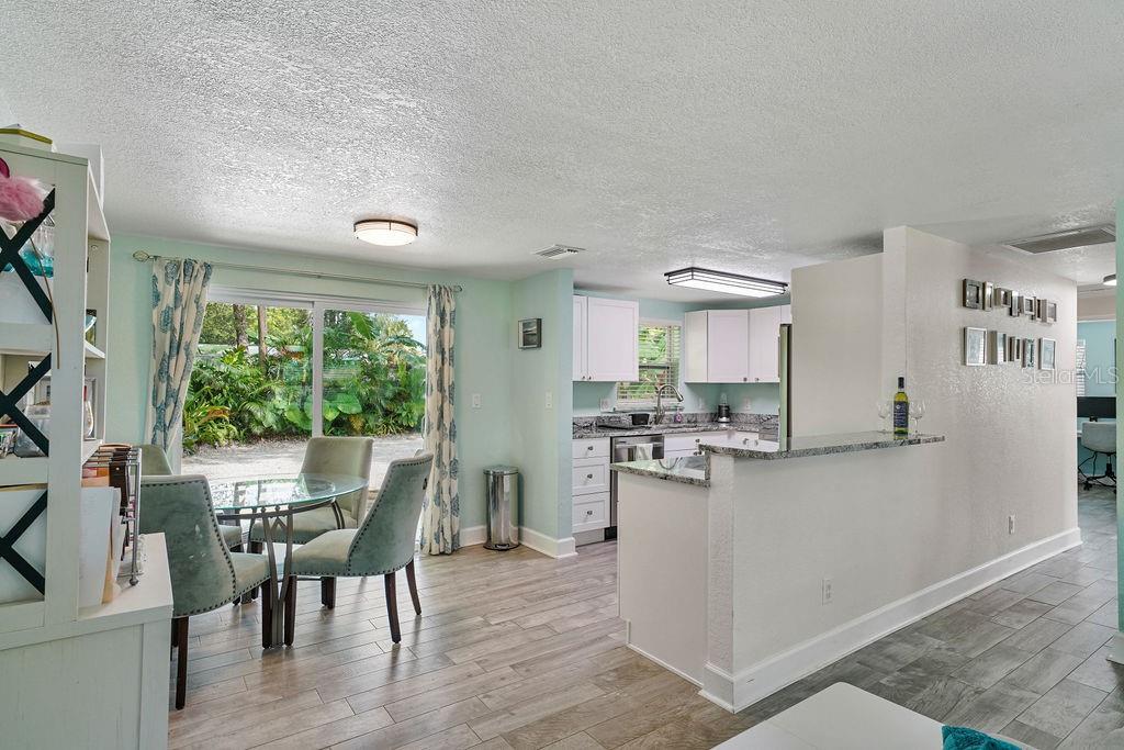 Image 7 of 69 For 4695 86th Avenue N
