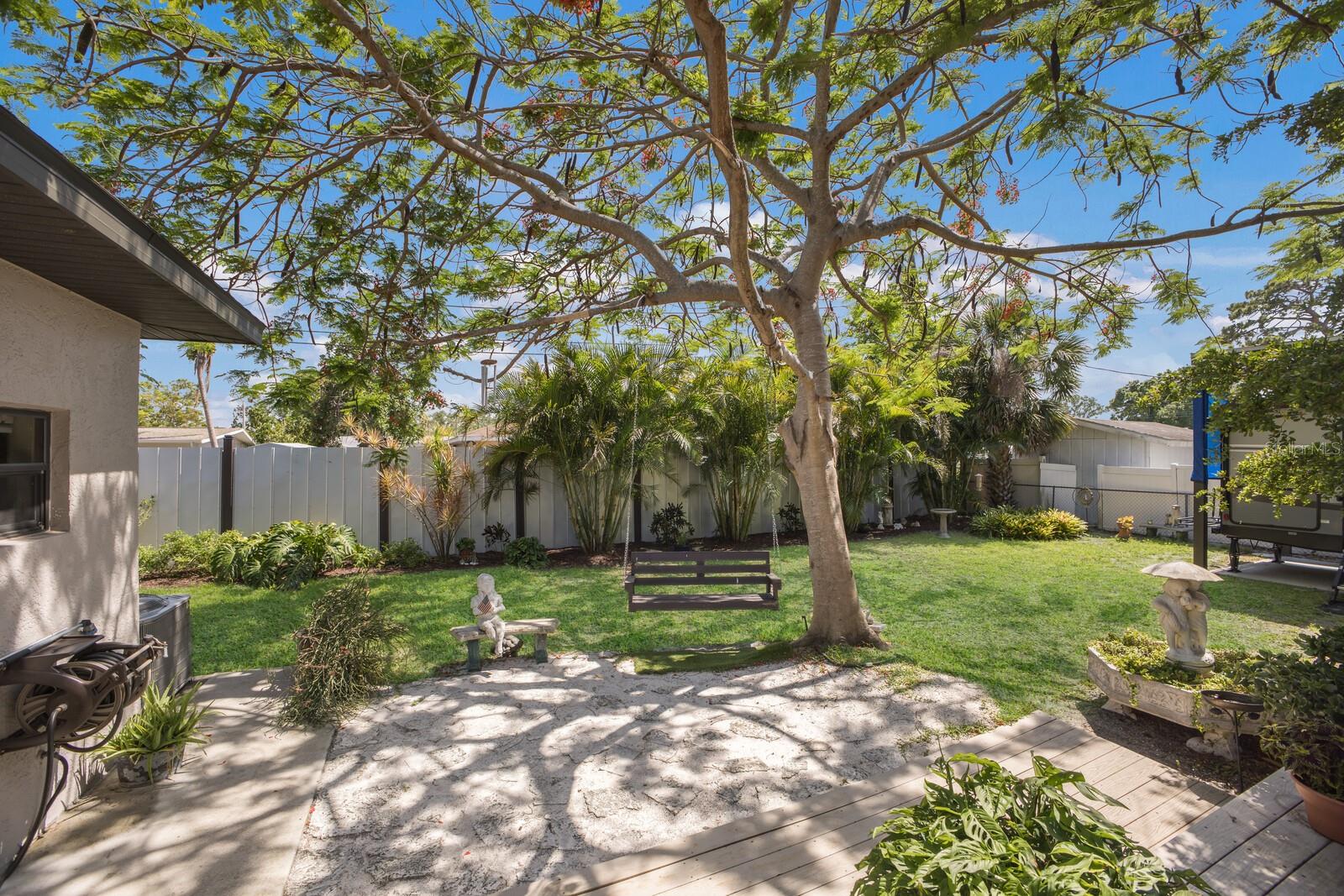 Image 16 of 41 For 5403 2nd Avenue W