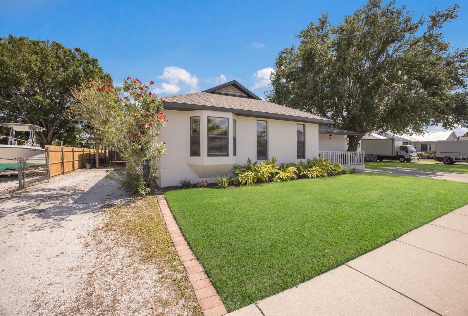 Image 3 of 41 For 5403 2nd Avenue W