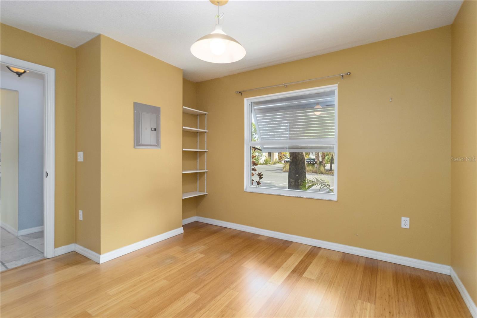 Image 23 of 50 For 642 Jefferson Avenue 13