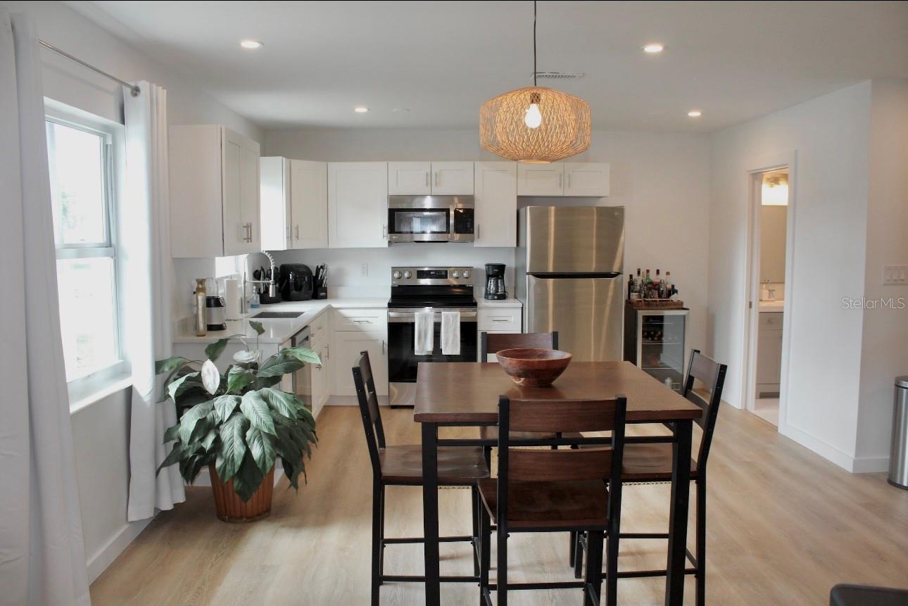 Image 3 of 13 For 2025 Cass Street