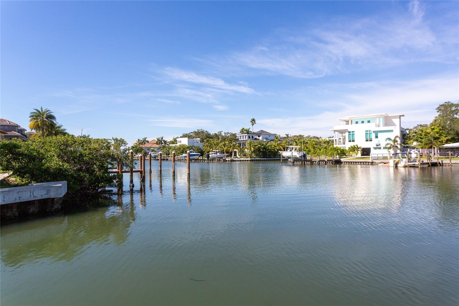 Image 38 of 48 For 1709 Tamiami Trail 215