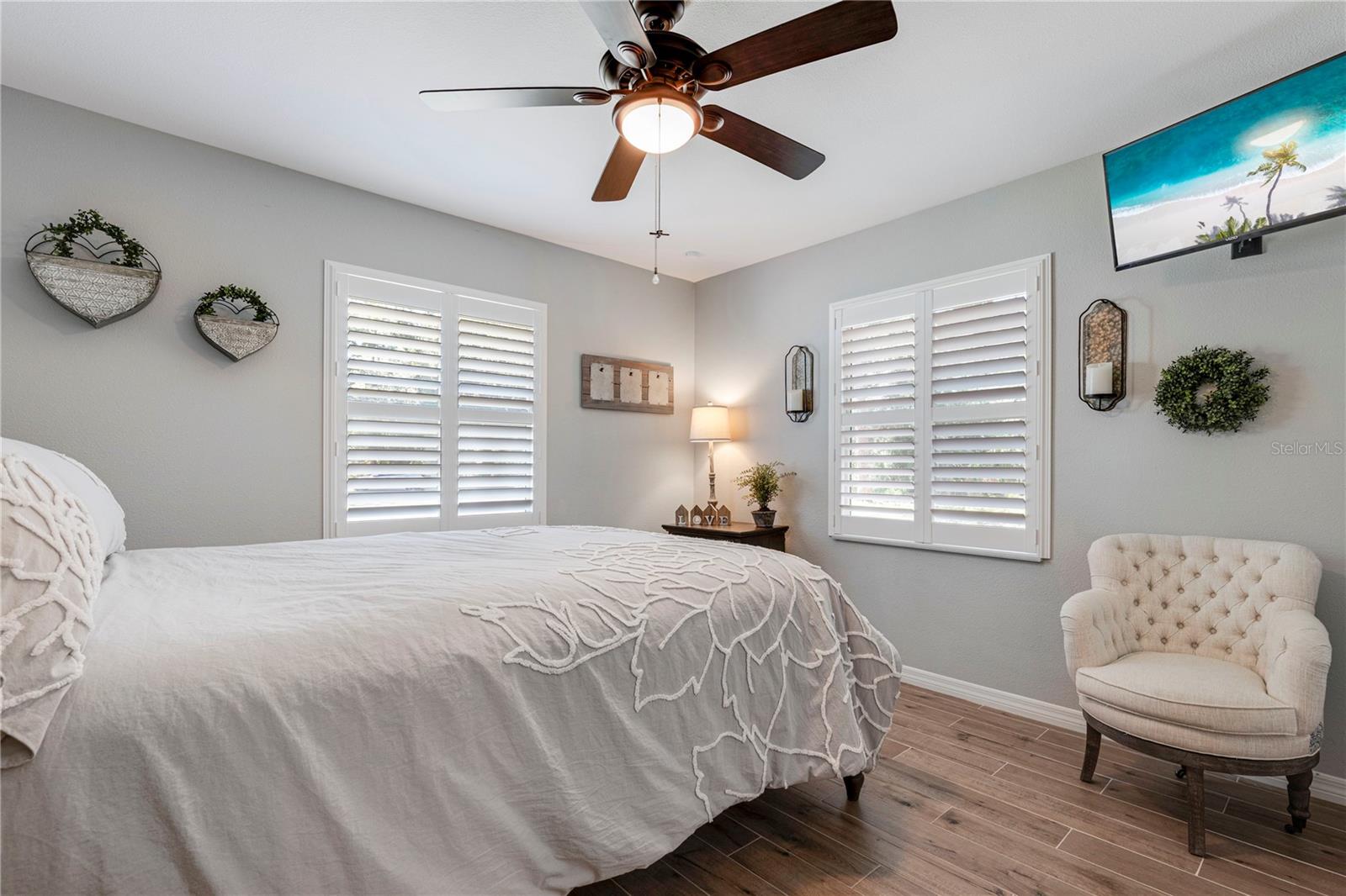 Listing photo id 19 for 6766 Beedla Street