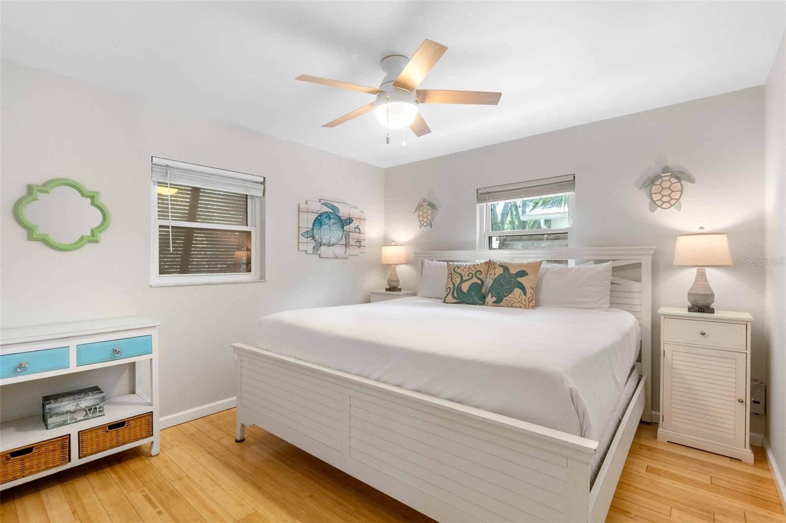Image 24 of 43 For 680 41 Street
