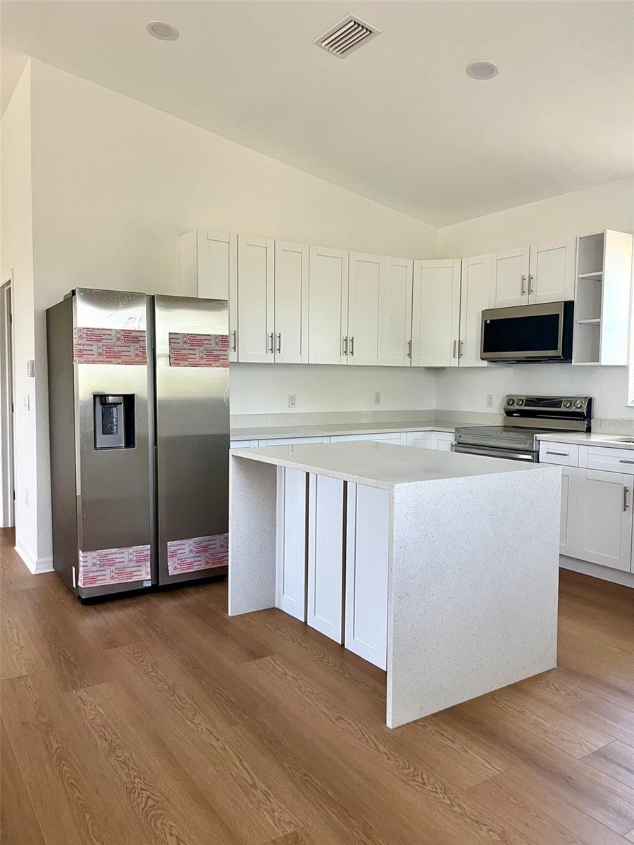 Image 30 of 55 For 8412 Grove Boulevard