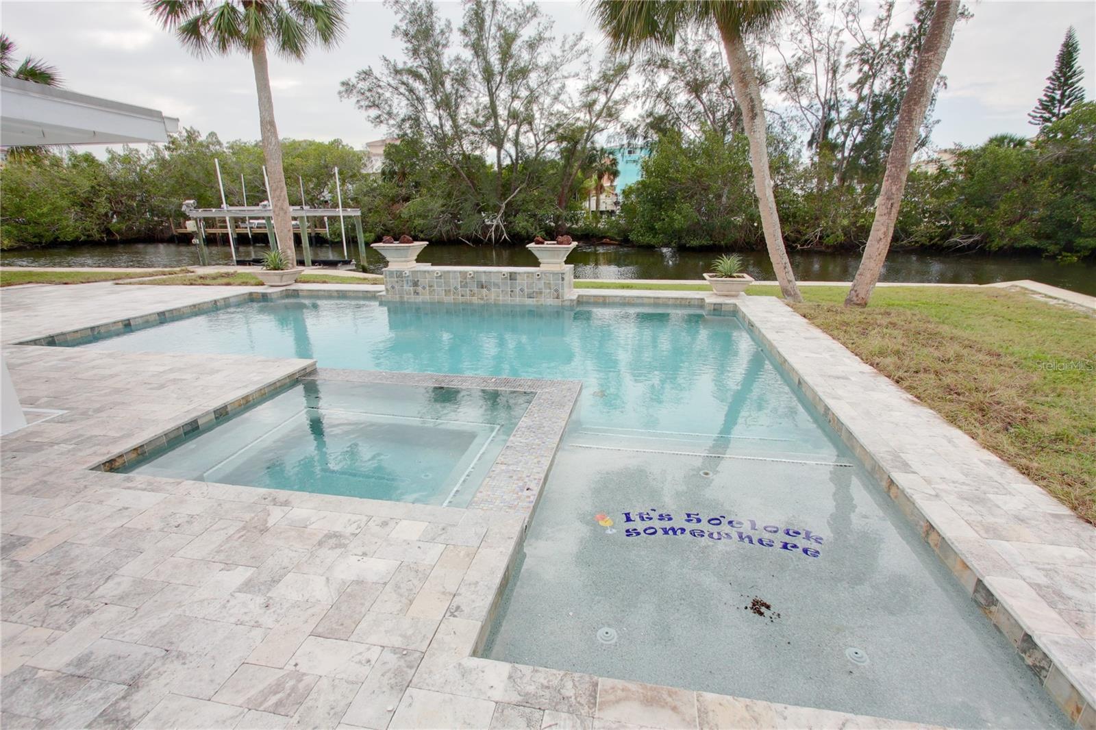 Image 11 of 14 For 306 Island Circle