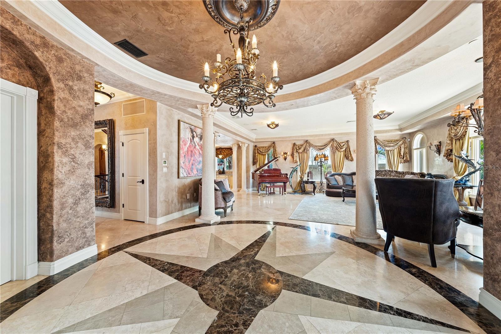 Listing photo id 8 for 290 Washington Drive