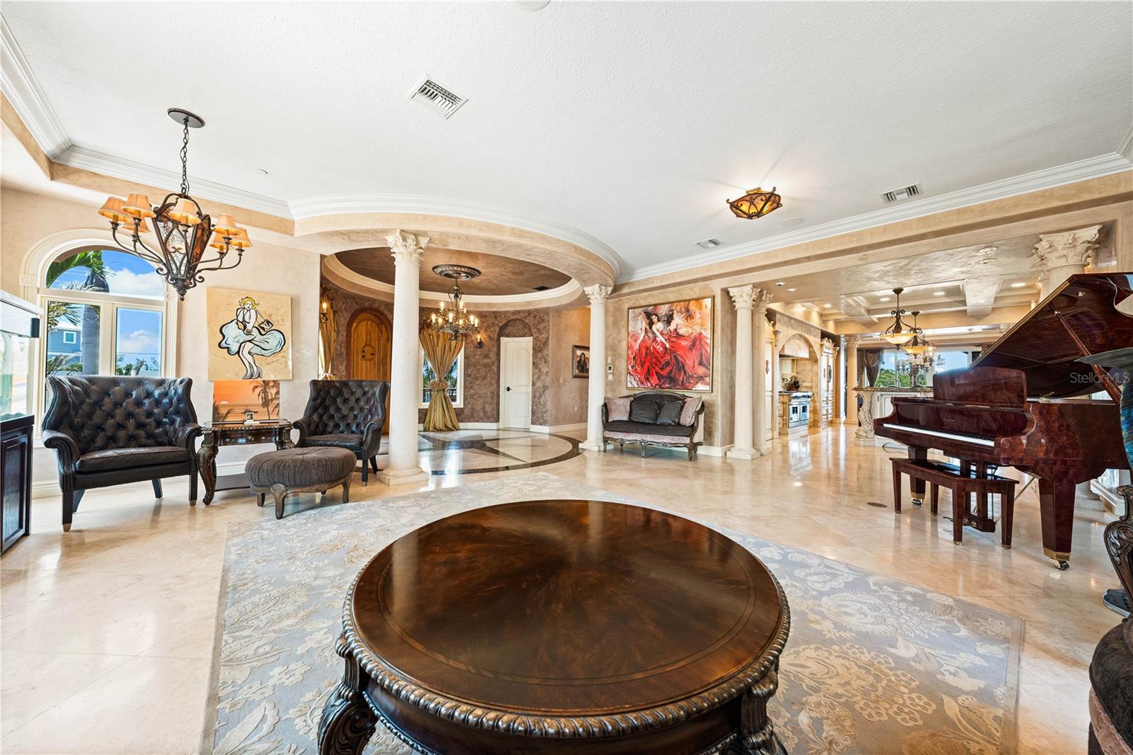 Listing photo id 12 for 290 Washington Drive