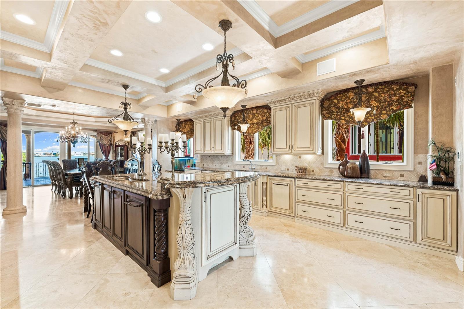 Listing photo id 16 for 290 Washington Drive