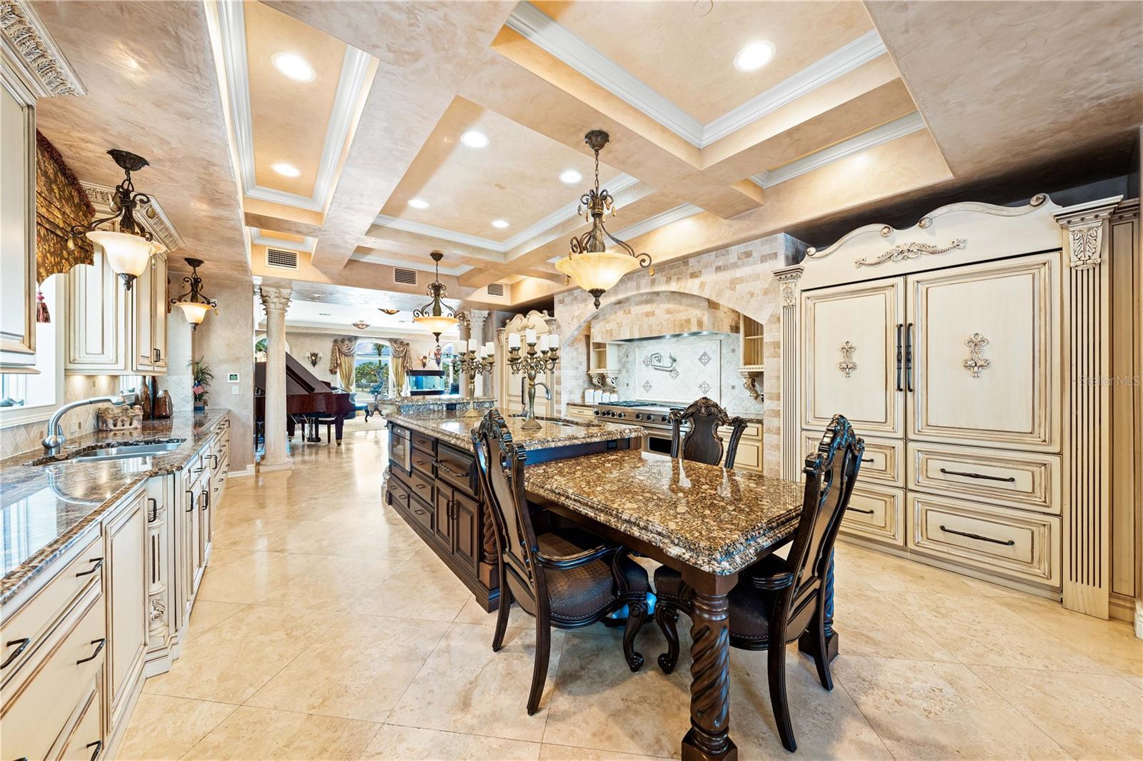Listing photo id 17 for 290 Washington Drive
