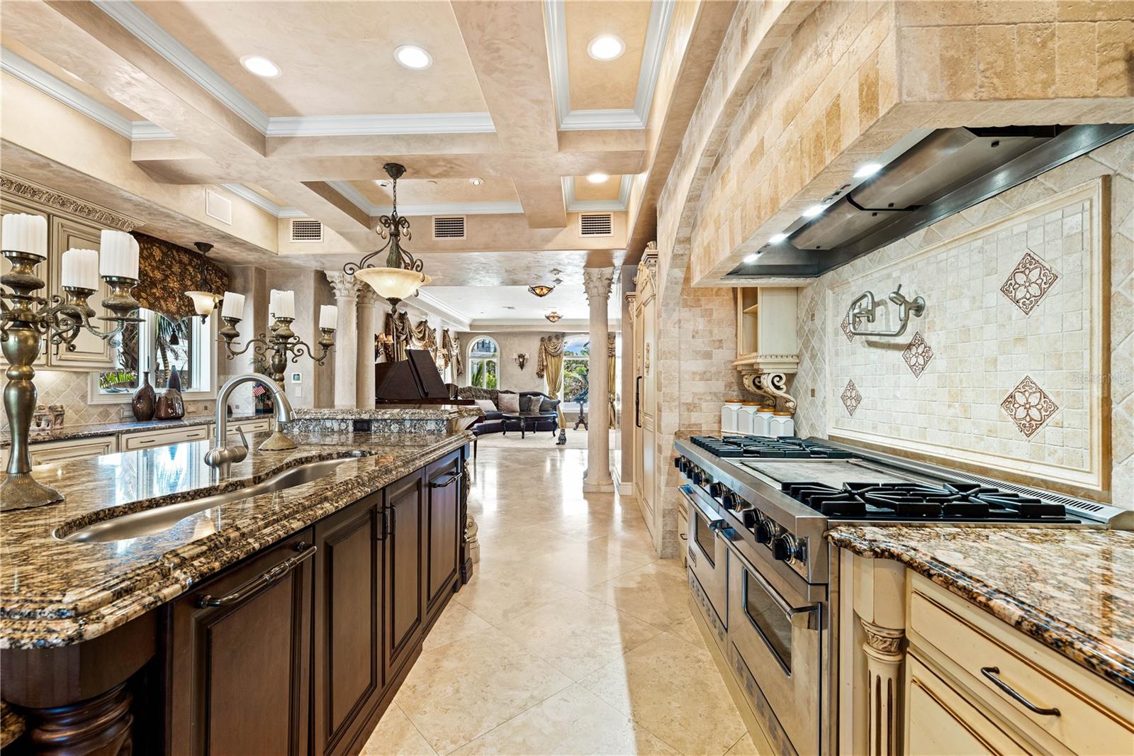 Listing photo id 21 for 290 Washington Drive