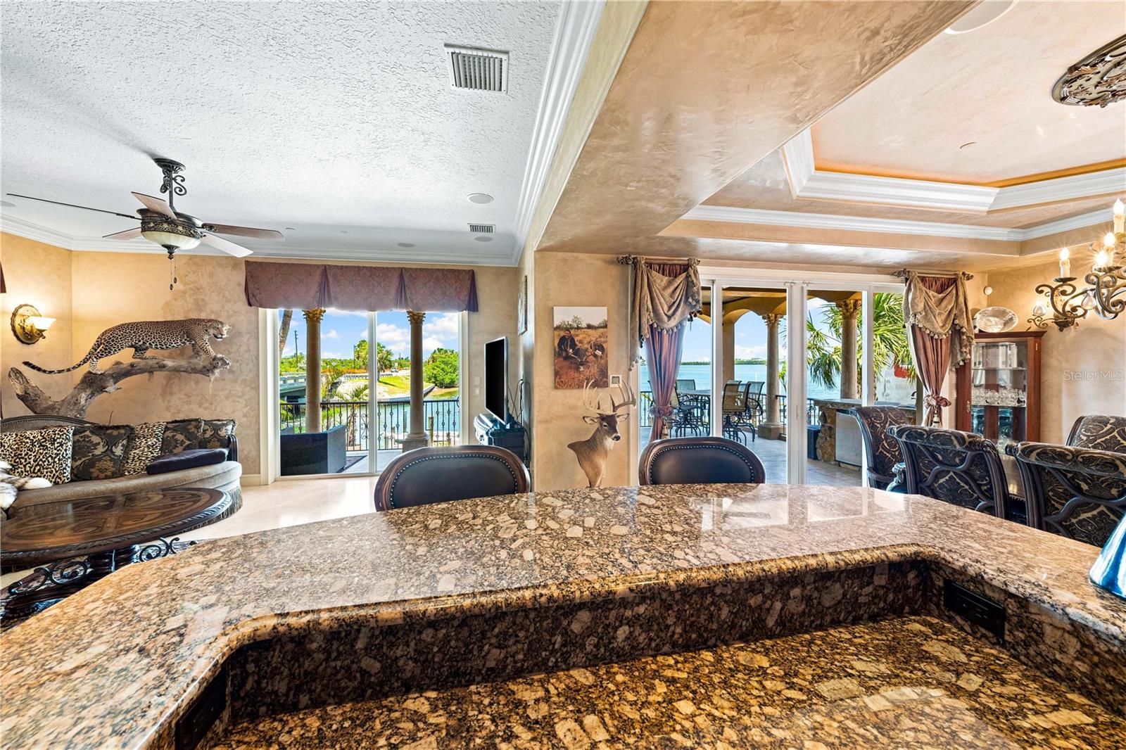 Listing photo id 32 for 290 Washington Drive