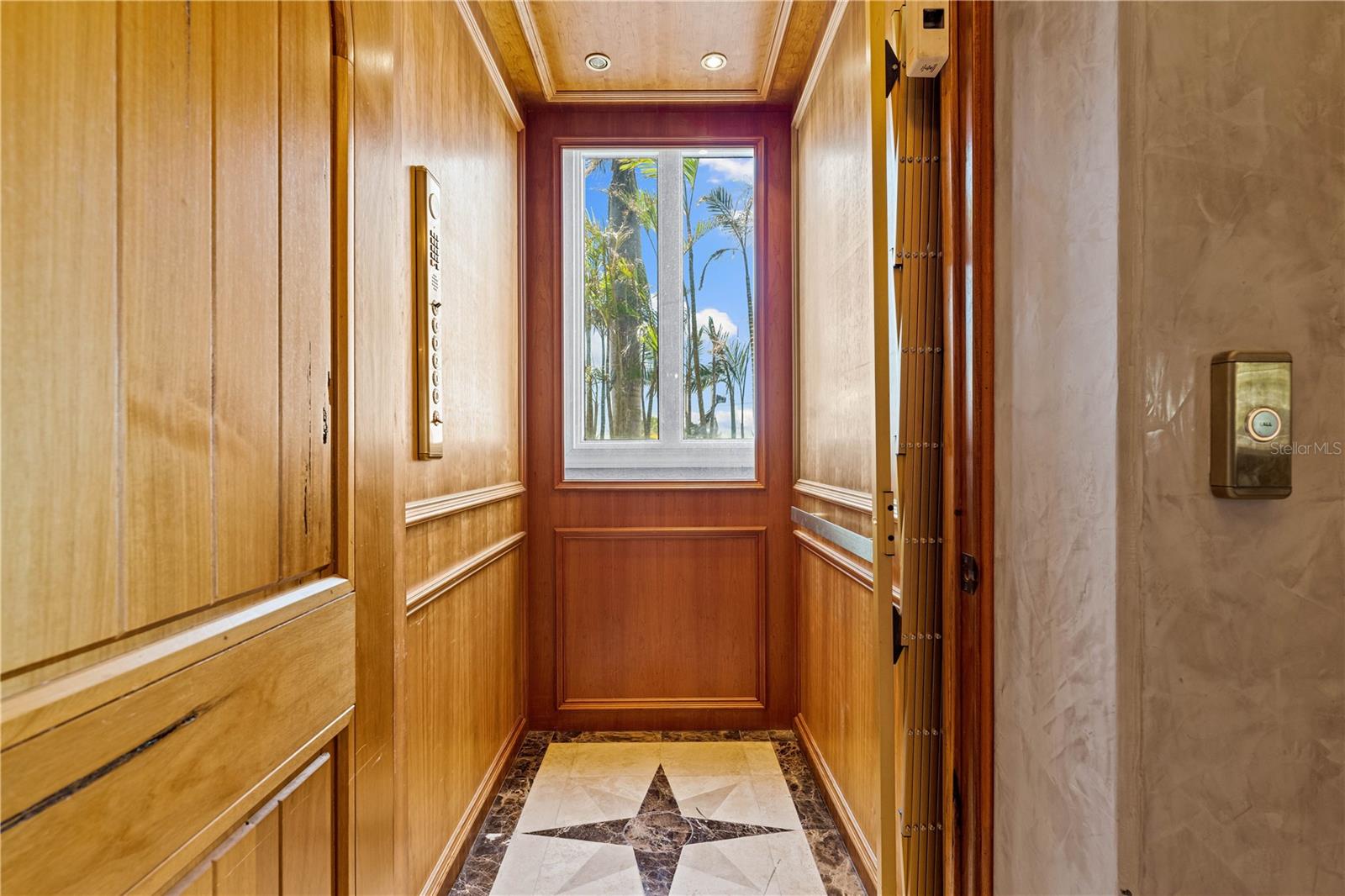 Listing photo id 35 for 290 Washington Drive