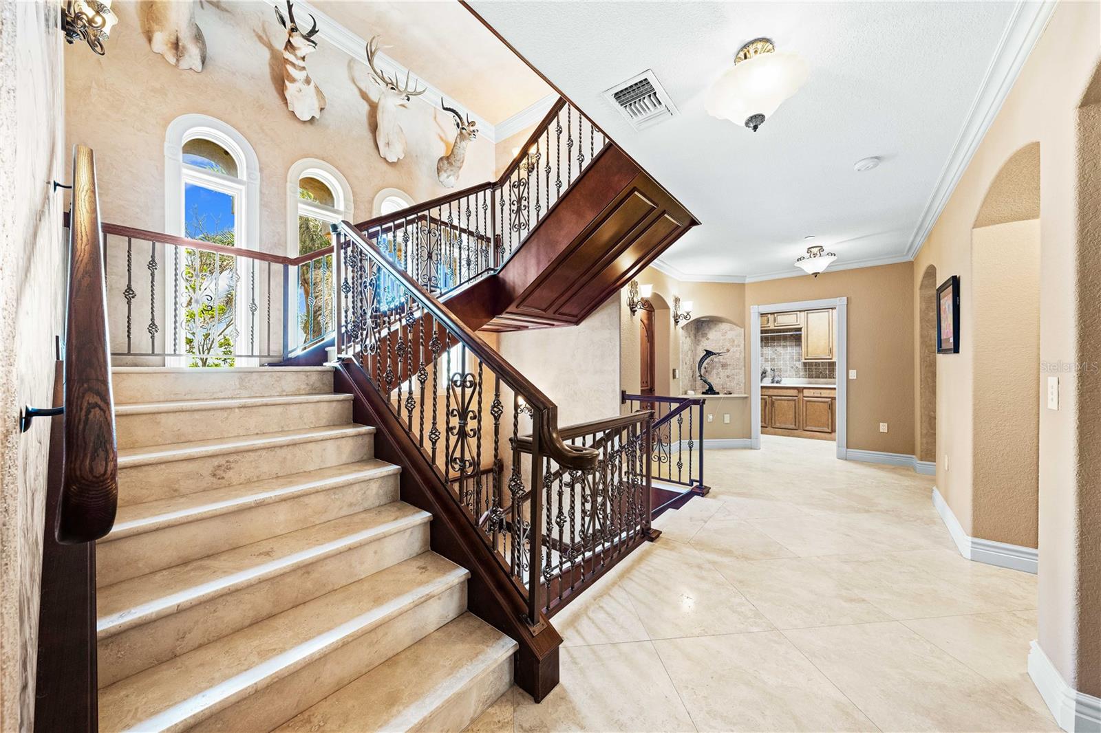 Listing photo id 36 for 290 Washington Drive