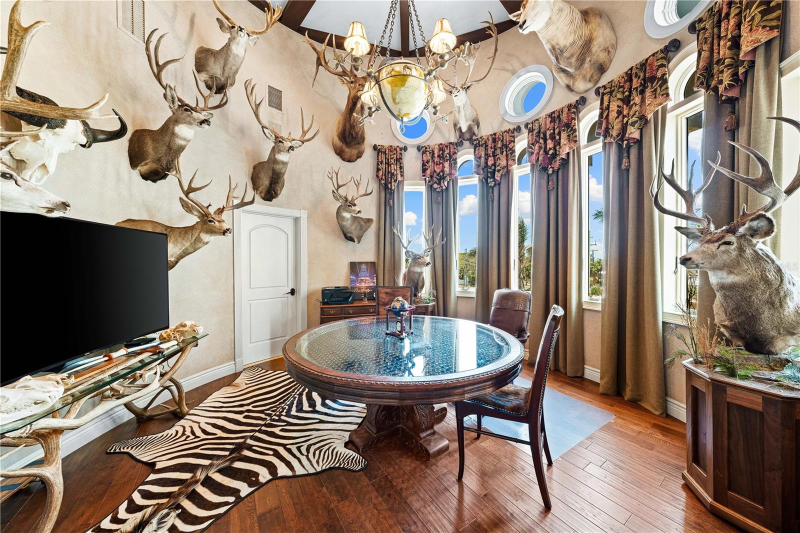 Listing photo id 49 for 290 Washington Drive