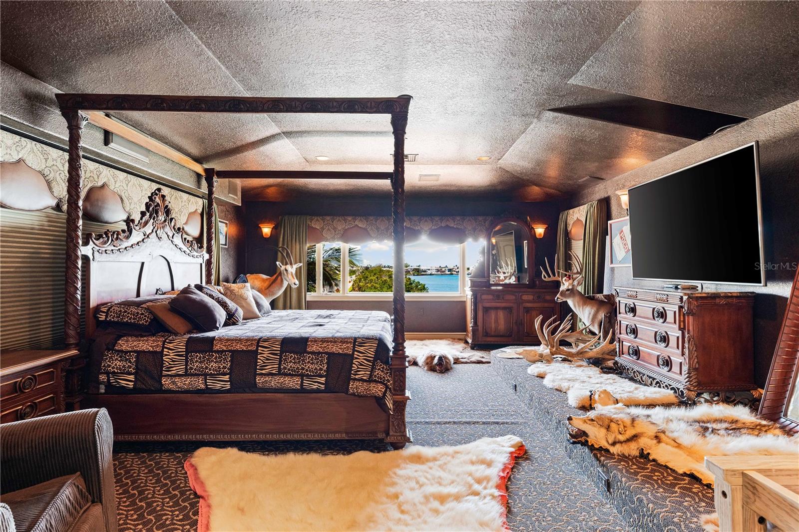 Listing photo id 61 for 290 Washington Drive