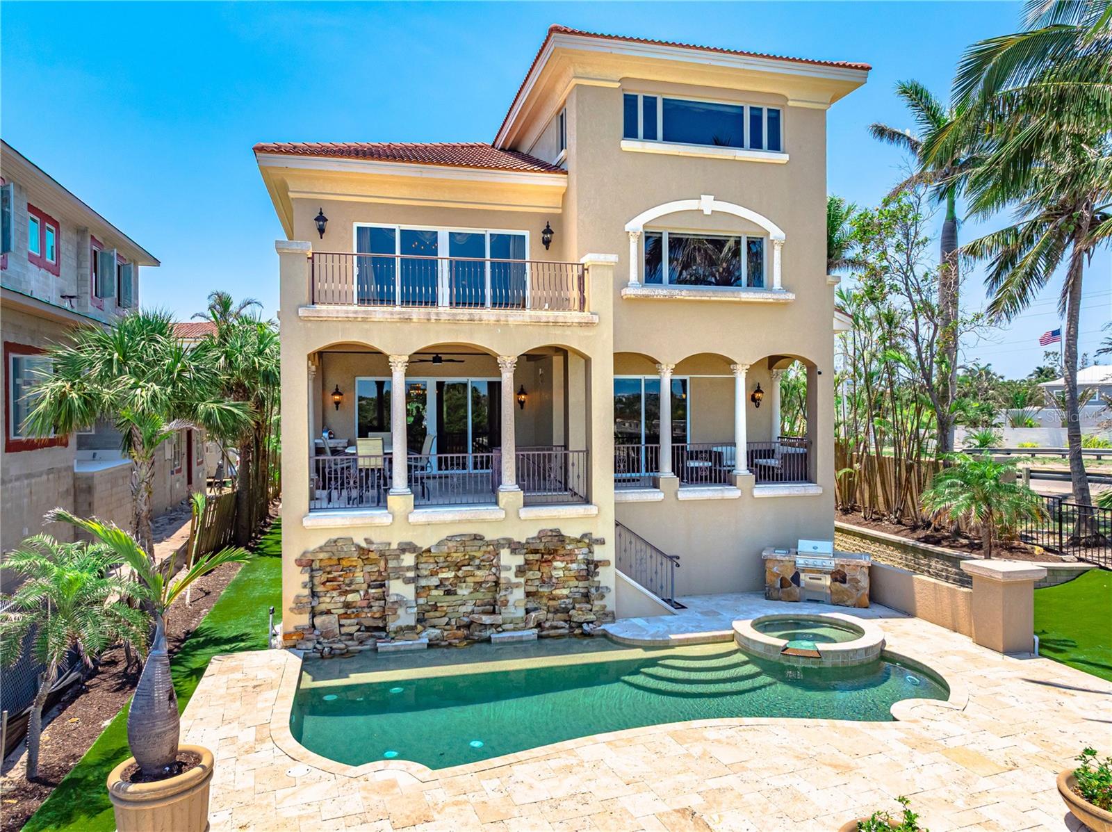Listing photo id 70 for 290 Washington Drive