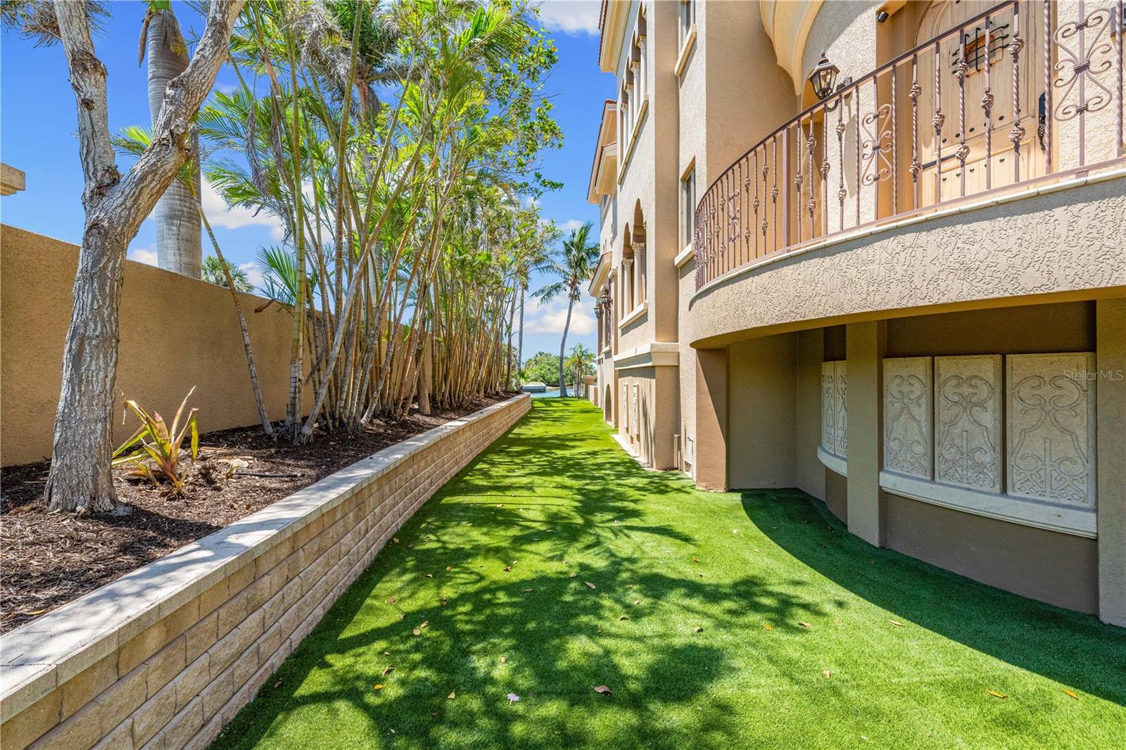 Listing photo id 73 for 290 Washington Drive