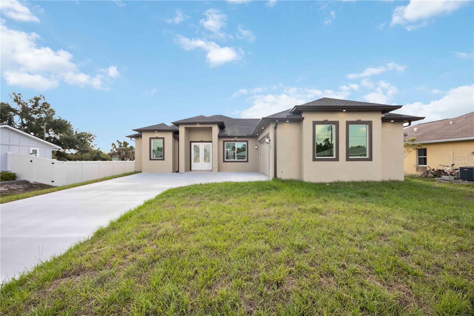 Image 4 of 65 For 6146 Grandeur Street