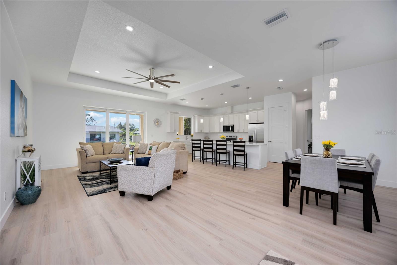 Image 9 of 65 For 6146 Grandeur Street