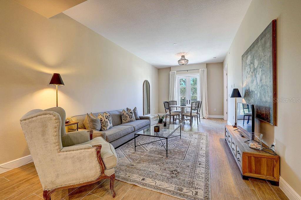 Image 10 of 42 For 525 Orange Avenue 202