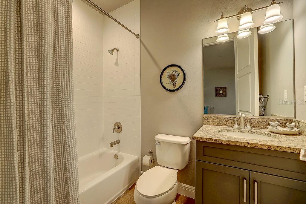 Image 30 of 42 For 525 Orange Avenue 202