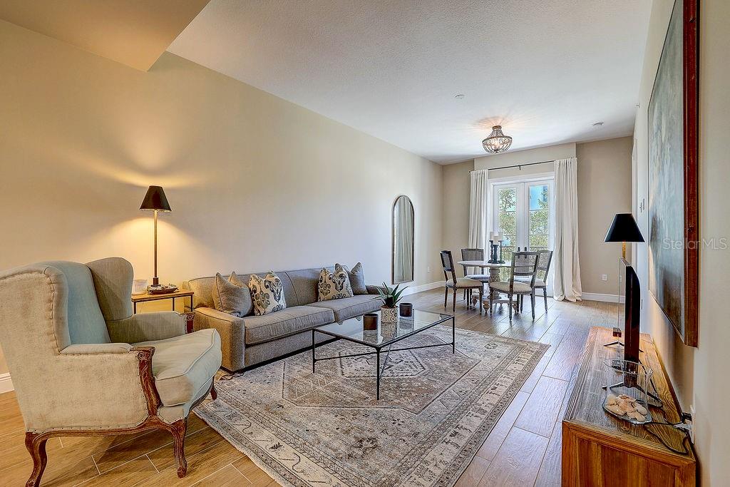 Image 9 of 42 For 525 Orange Avenue 202