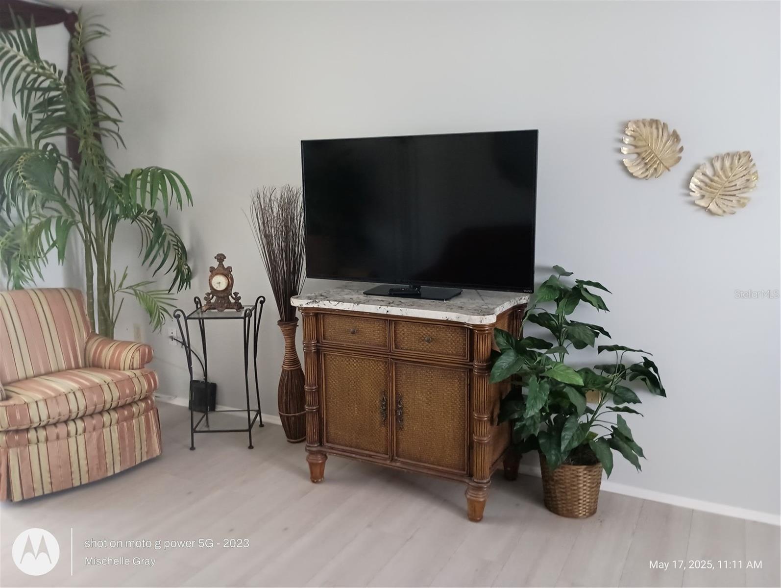 Image 10 of 15 For 2083 Canal Drive L32